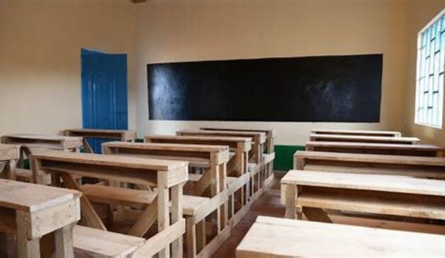 Nine kids were injured when the ceiling collapsed at a school in Madhya Pradesh.