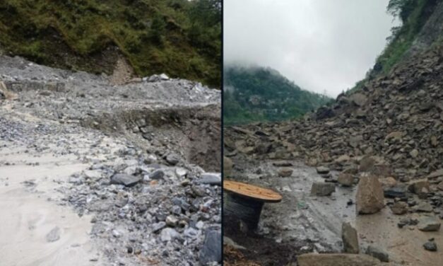 Uttarakhand: Traffic Halted at Rudraprayag Gaurikund NH-107 Due to Heavy Rainfall.