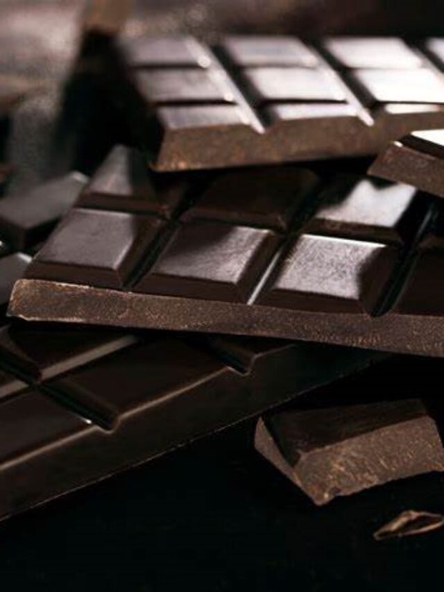 6 BENEFITS OF HAVING DARK CHOCOLATE