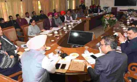 Cabinet sub-committee holds meeting with farmer and employee unions