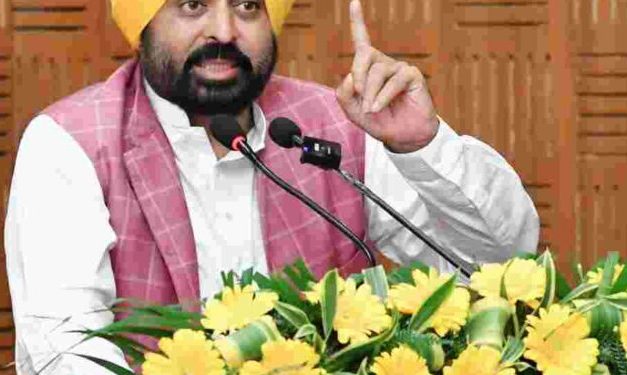 New year bonanza to Punjab government employees as CM announces 4% hike in DA