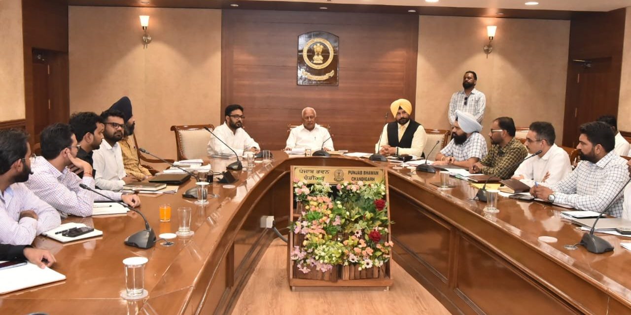 Punjab Mining and Geology Minister Sh. Brinder Kumar Goyal, issued stringent directives to combat illegal mining activities in the state.