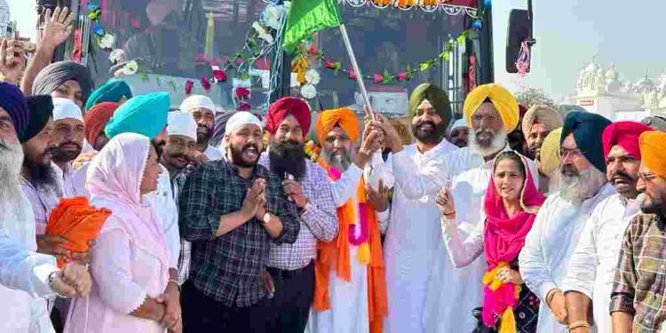 Transport Minister Laljit Singh Bhullar flags off first-of-its-kind two direct buses from Khemkaran to Chandigarh and Tarn Taran to Sri Muktsar Sahib