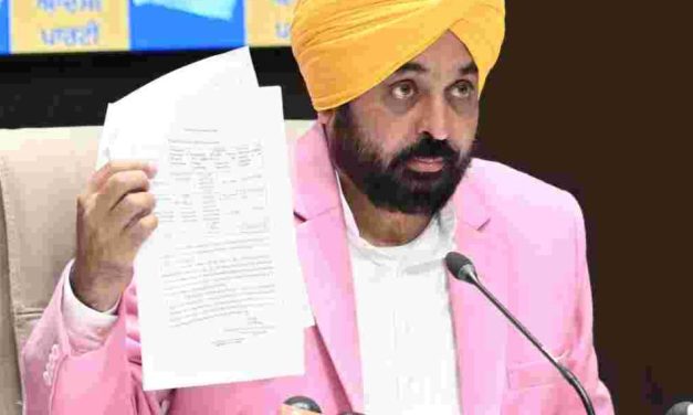 BADAL FAMILY LOOTED CRORES FROM PEOPLE OF PUNJAB FOR PERSONAL BENEFITS: CM