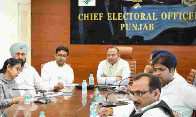 Punjab CEO Holds Meeting with Political Parties; apprises about key election process