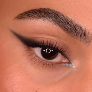 Quick Makeup Fixes: 6 Easy Tricks to Keep Your Look Fresh All Day