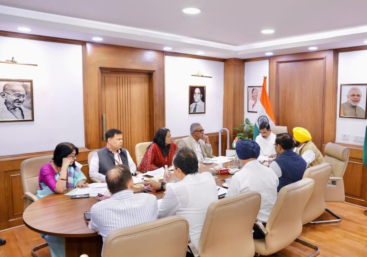 Big relief for farmers; Special trains to be run to lift 155 lakh metric tonnes of rice & wheat lying in FCI godowns in Punjab Says CM Bhagwant Singh Mann