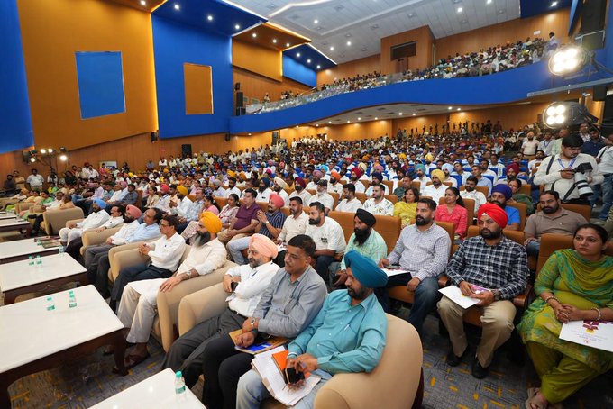 Punjab Ration Depot Licences: CM Bhagwant Mann Allots 2,800 Allotments in Mohali