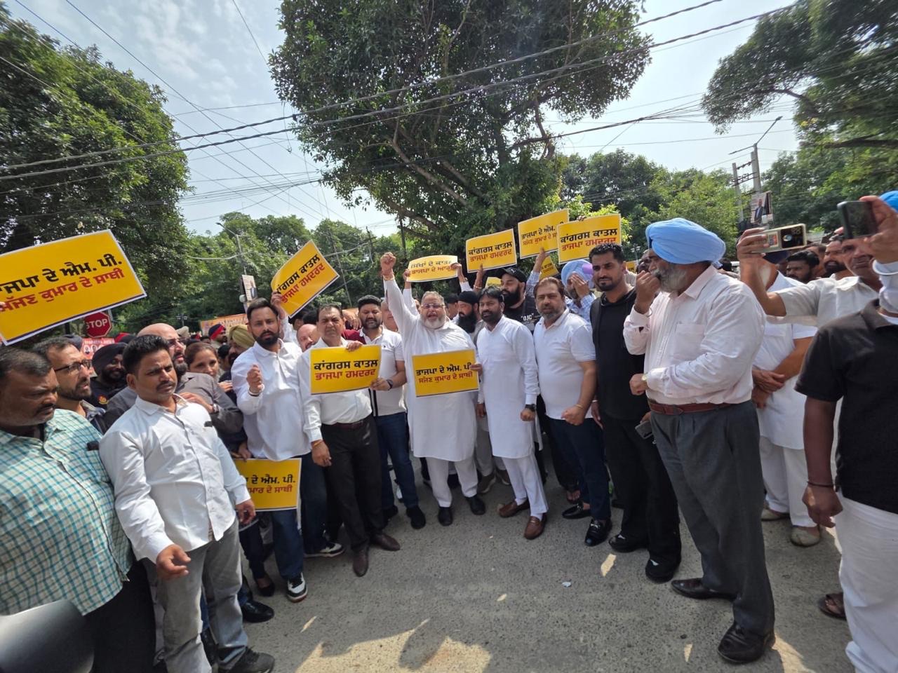 AAP Protests Across Punjab Against BJP Over Its Leaders Paying Tribute to 1984 Anti-Sikh Riots Convict Sajjan Kumar
